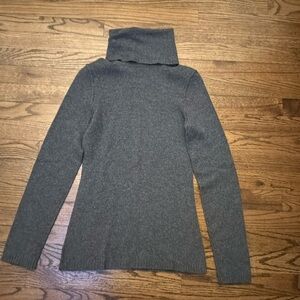 Aqua gray cashmere turtleneck sweater size small
